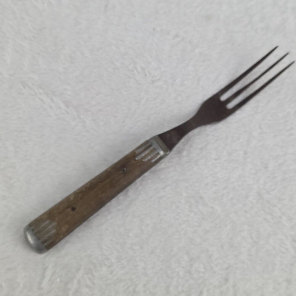 Antique 3 Tine Granny Fork Wood Handle Primitive Kitchen Utensil 7.5 Drip Design
